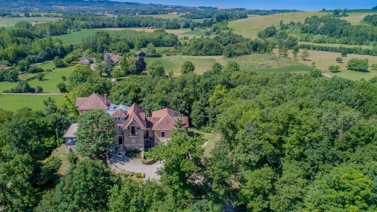 La Garenne De Morestel ภายนอก รูปภาพ