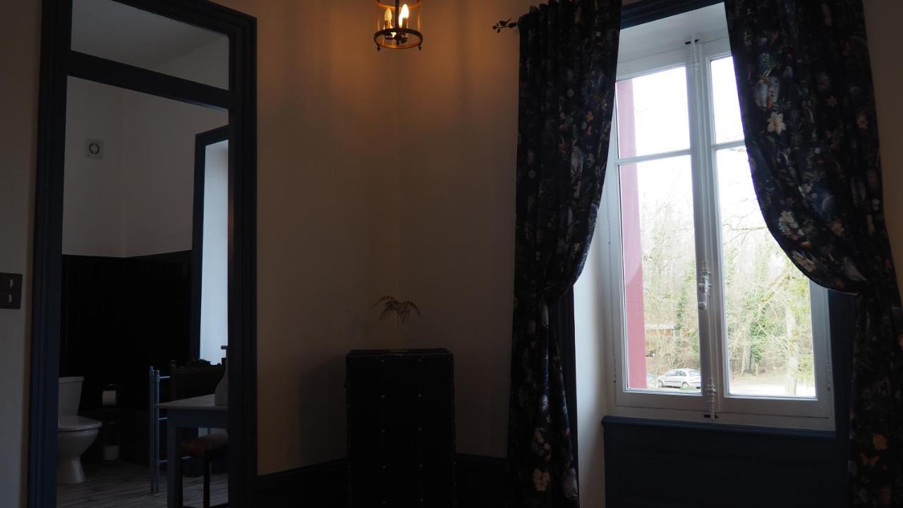 La Garenne De Morestel ภายนอก รูปภาพ