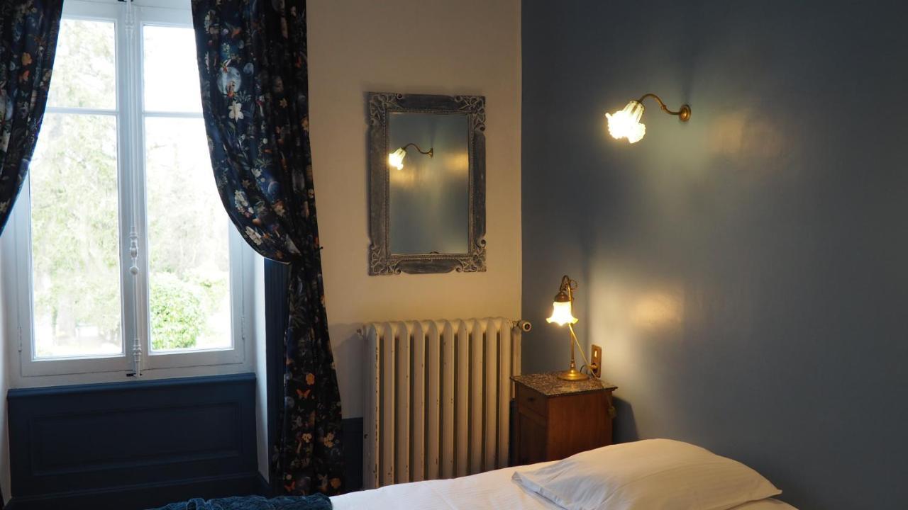 La Garenne De Morestel ภายนอก รูปภาพ