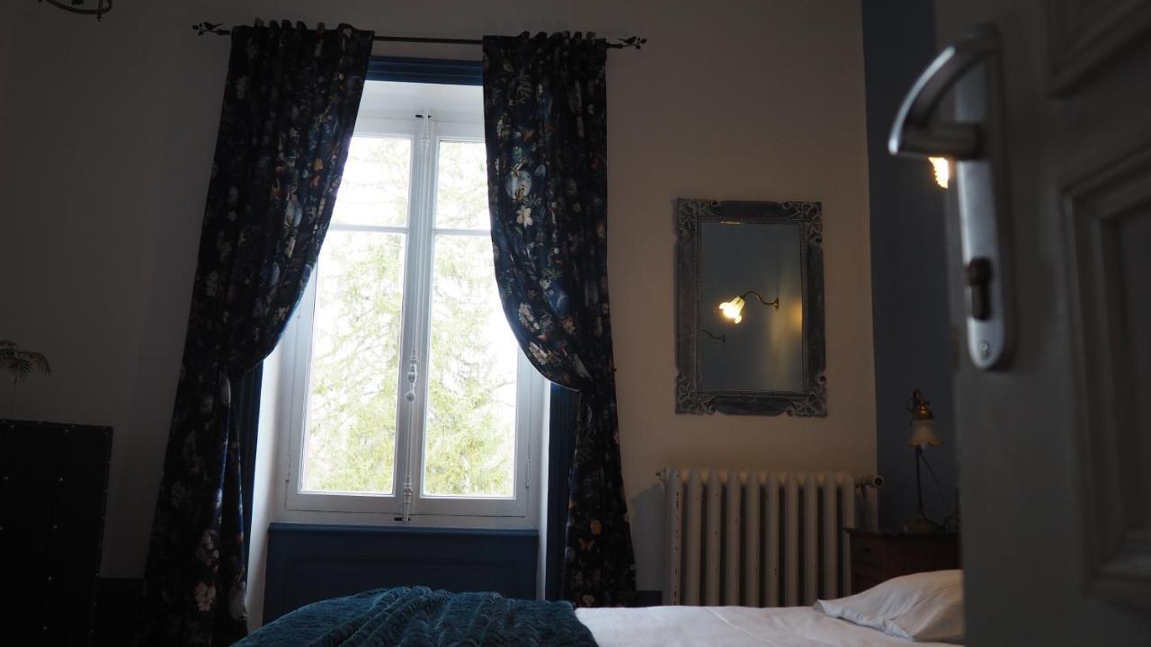 La Garenne De Morestel ภายนอก รูปภาพ
